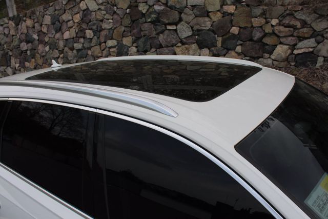 Vehicle image 39 of 45