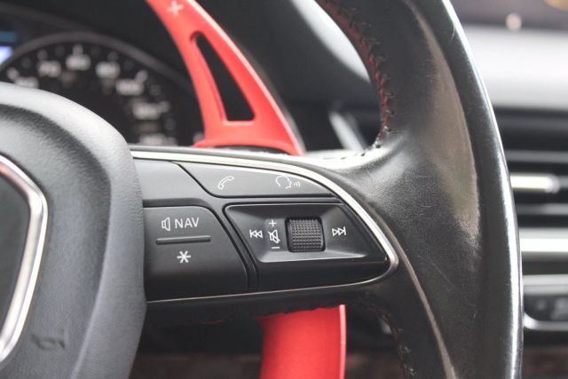 Vehicle image 26 of 45