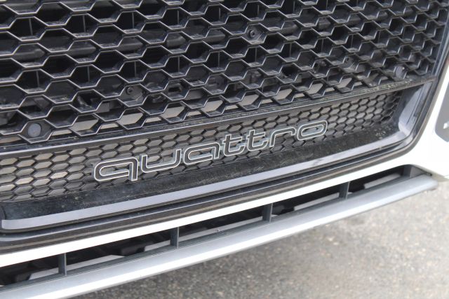 Vehicle image 42 of 45