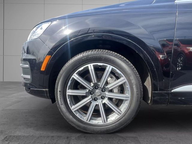 Vehicle image 25 of 29