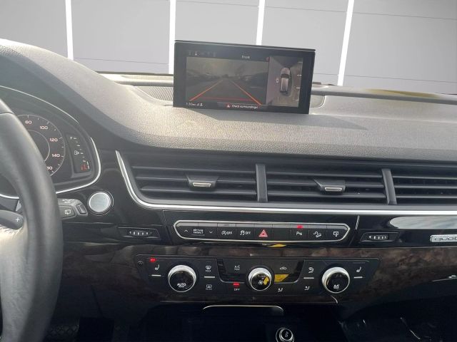 Vehicle image 15 of 29