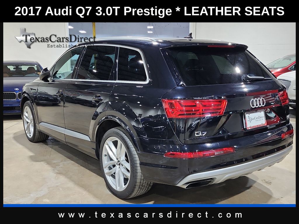 Vehicle image 7 of 47