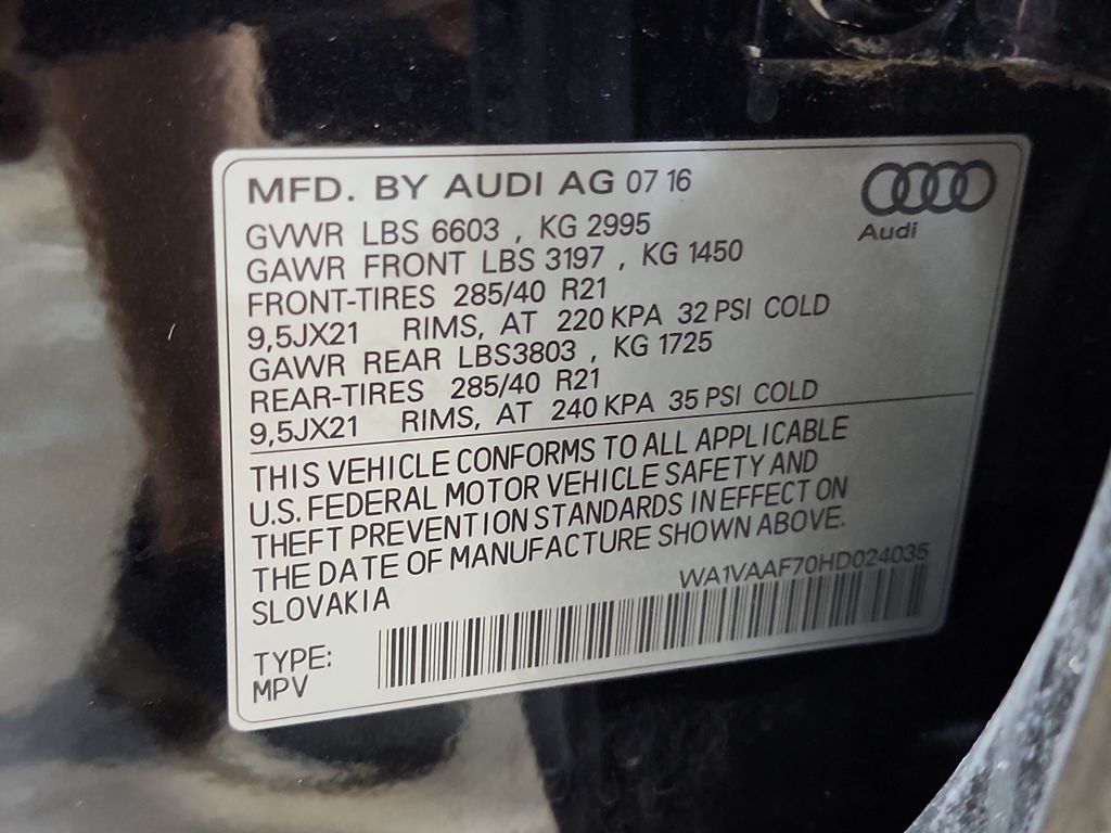 Vehicle image 43 of 47