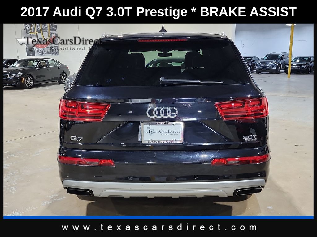 Vehicle image 6 of 47