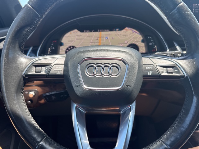 Vehicle image 22 of 40