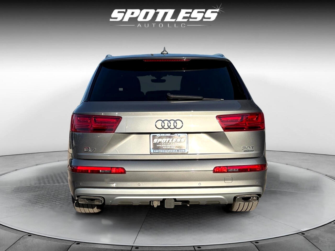 Vehicle image 9 of 28