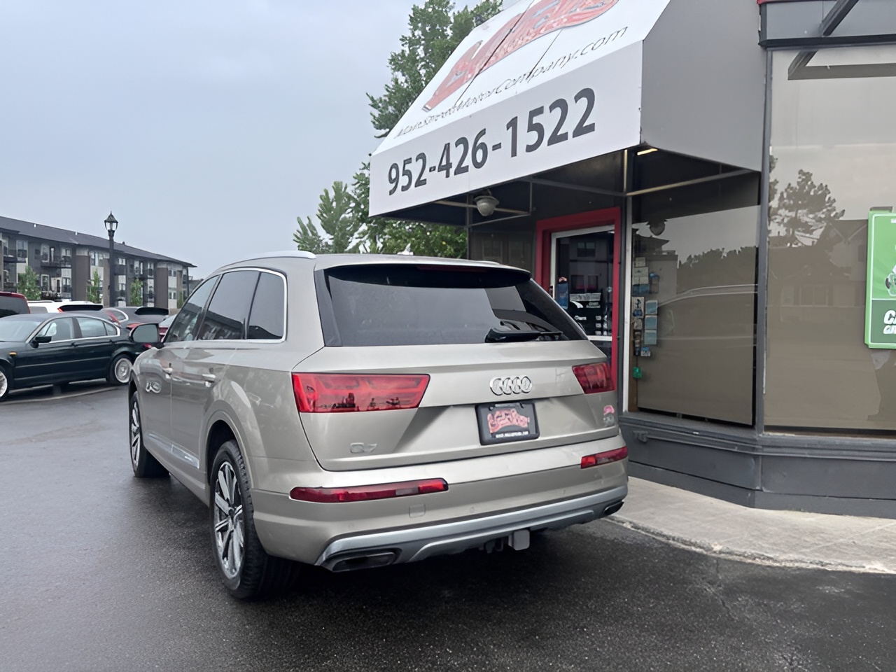 Vehicle image 45 of 47