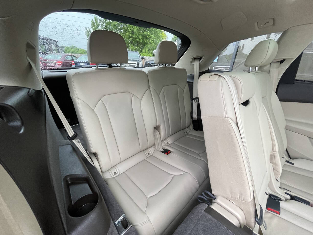 Vehicle image 12 of 47