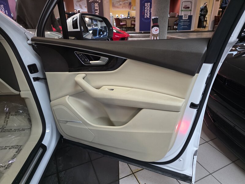 2017 Audi Q7 Premium Plus Image 35 of 43