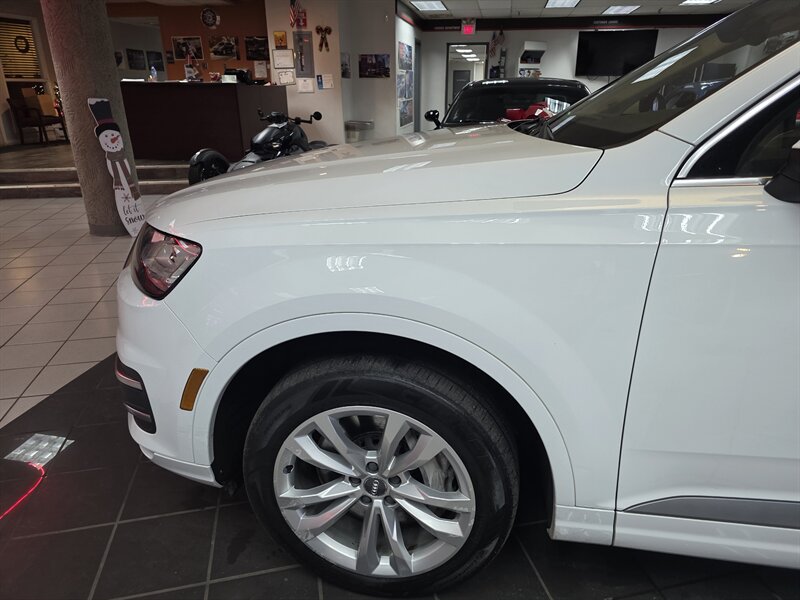 2017 Audi Q7 Premium Plus Image 16 of 43