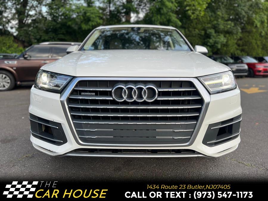 Vehicle image 3 of 34