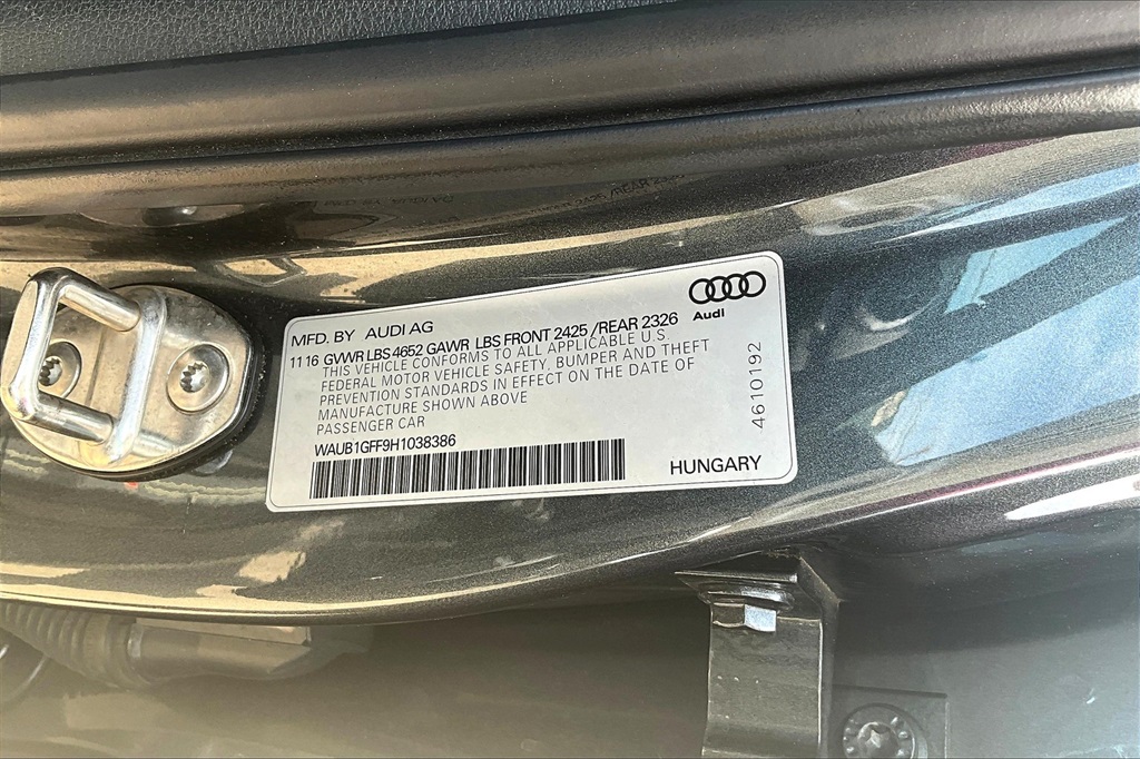 Vehicle image 33 of 33