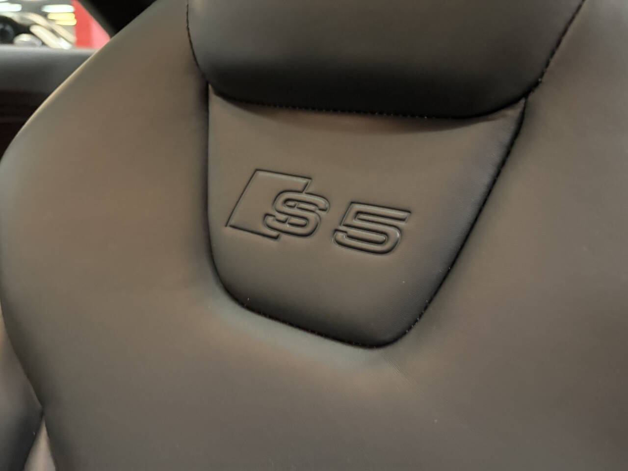 Vehicle image 44 of 48