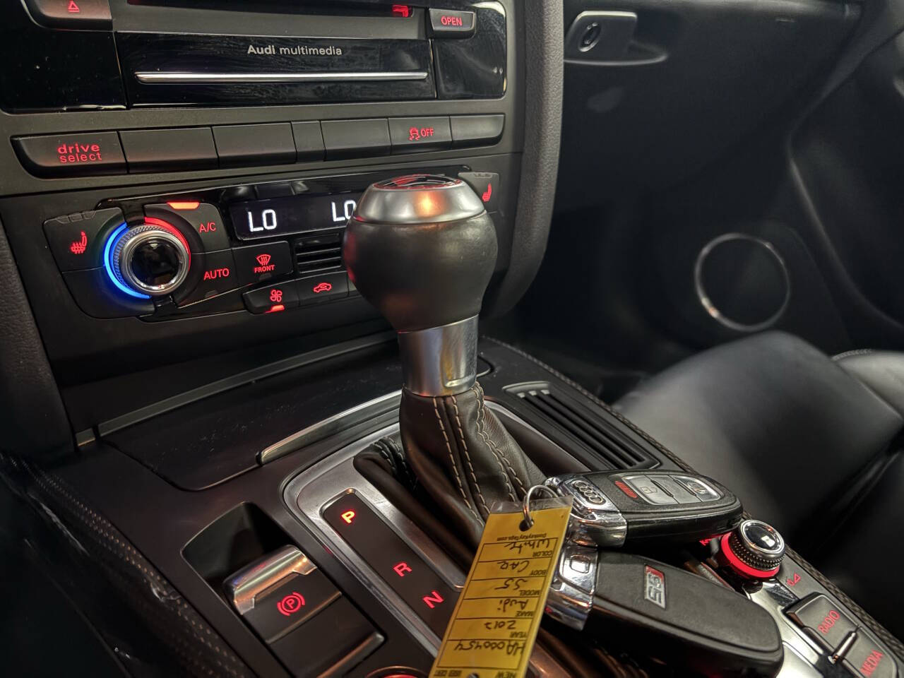 Vehicle image 19 of 48