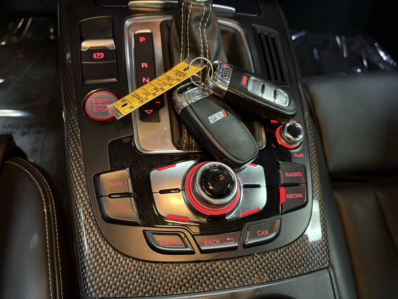 Vehicle image 26 of 48