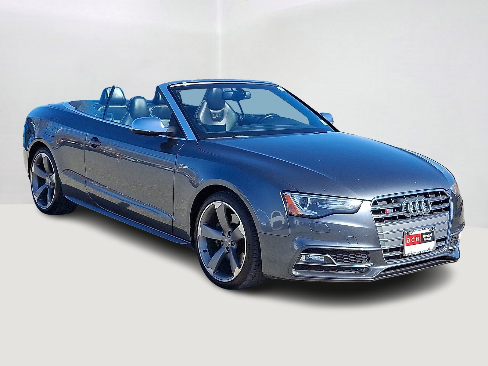 Vehicle image 4 of 28