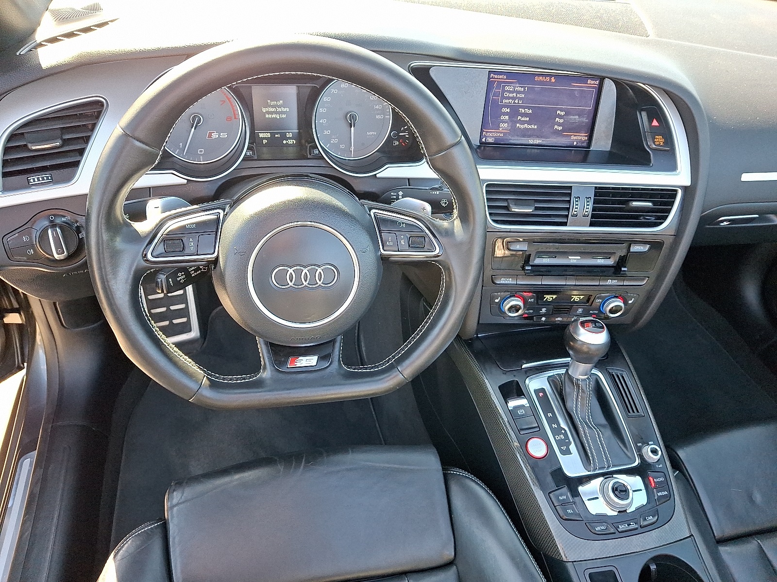 Vehicle image 12 of 28