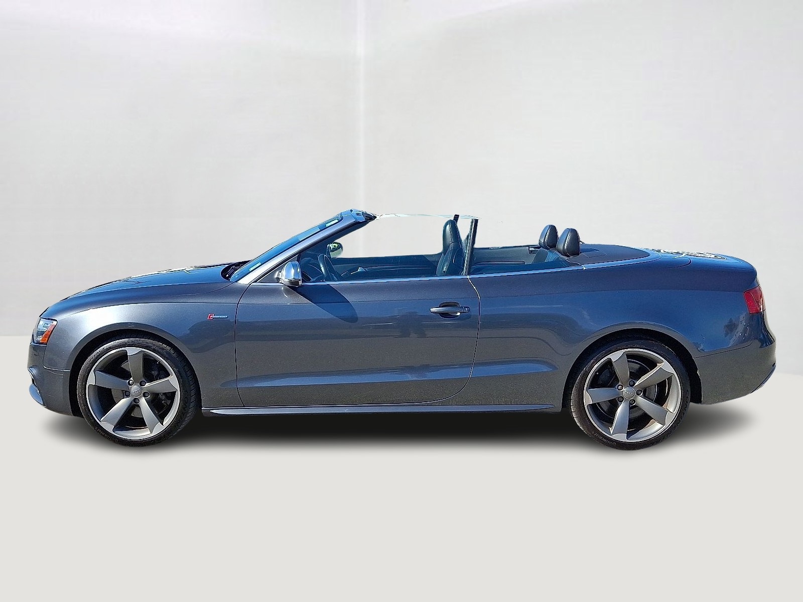 Vehicle image 8 of 28