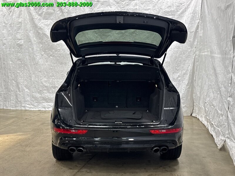 Vehicle image 26 of 86
