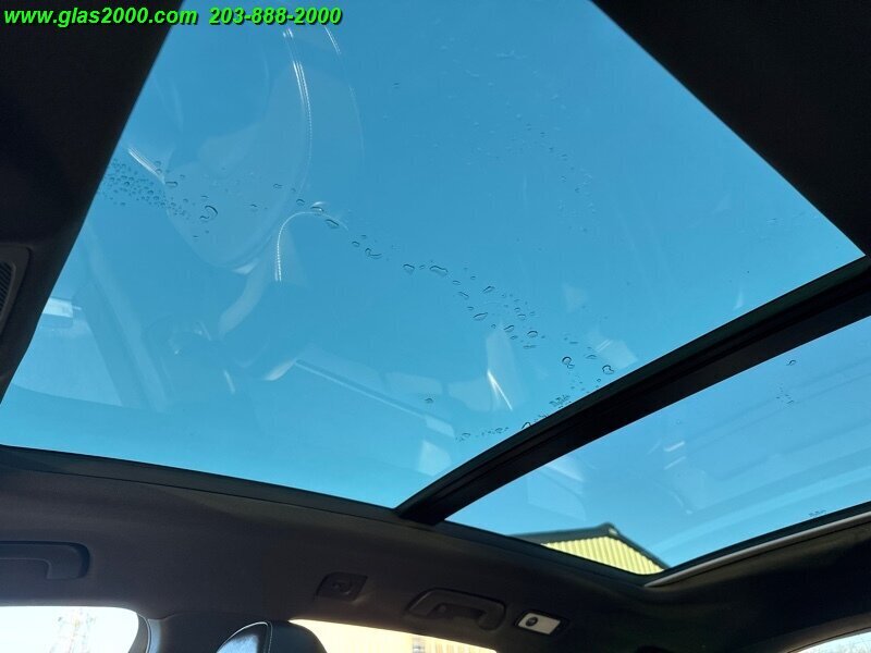 Vehicle image 25 of 86