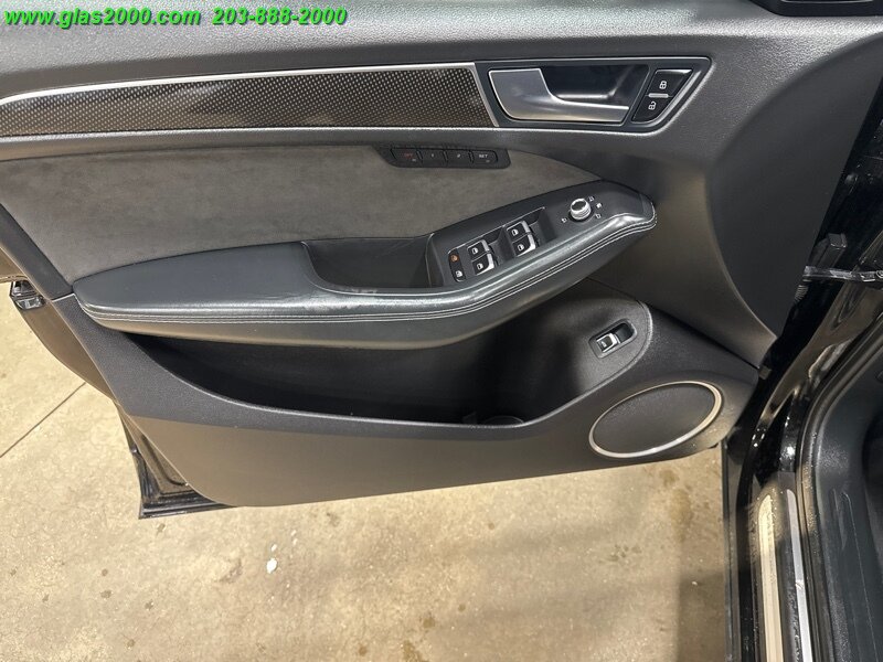 Vehicle image 71 of 86