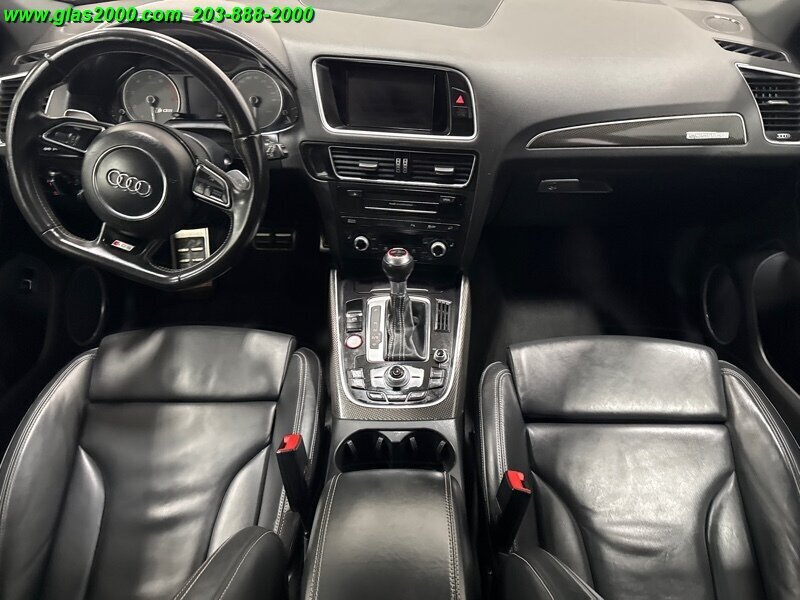 Vehicle image 21 of 86