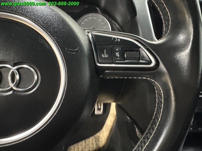Vehicle image 34 of 86