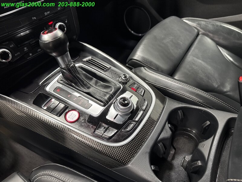 Vehicle image 70 of 86