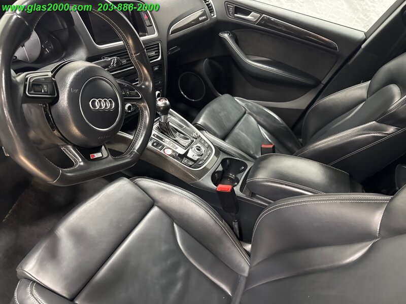 Vehicle image 52 of 86