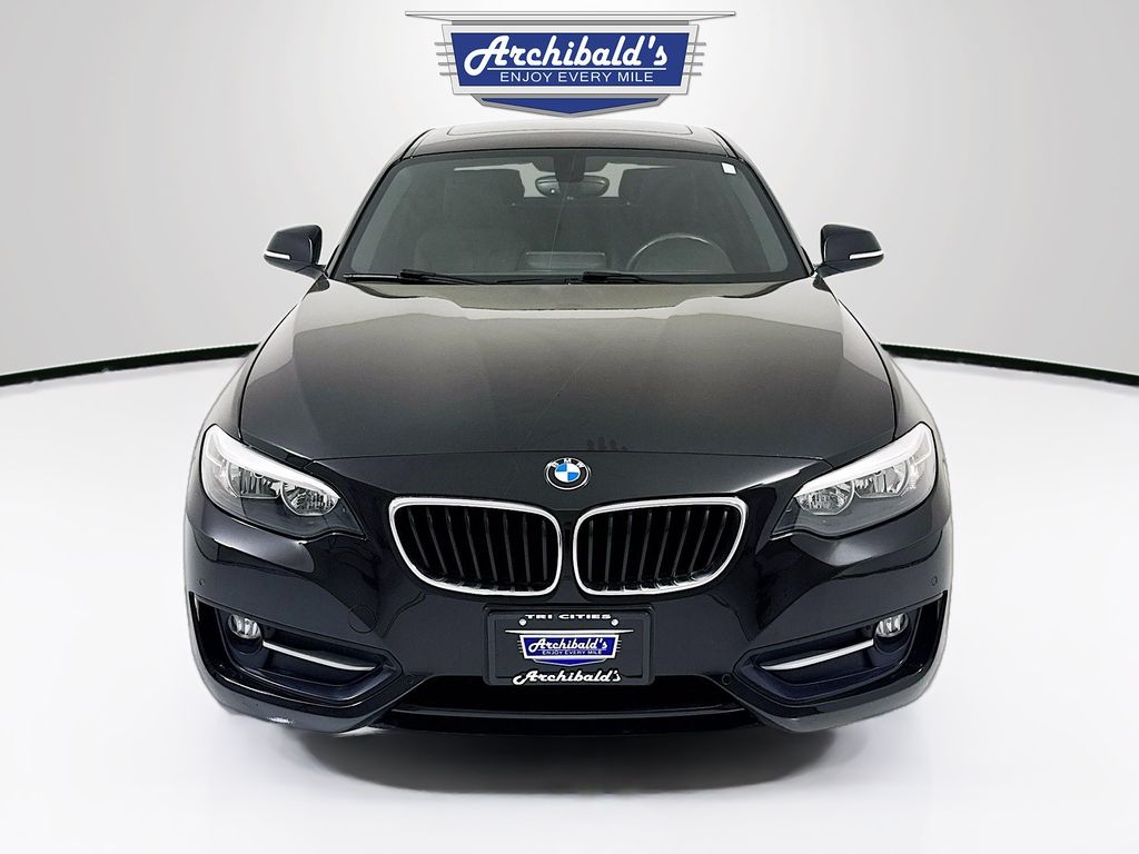 Vehicle image 2 of 26