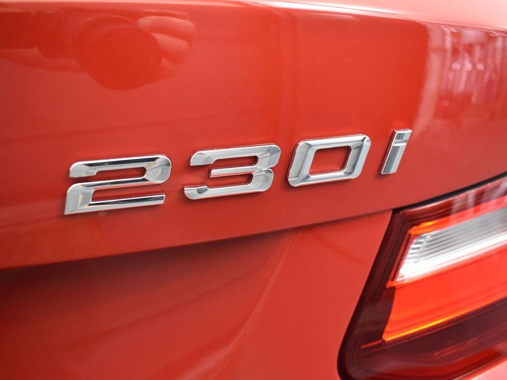 Vehicle image 44 of 50