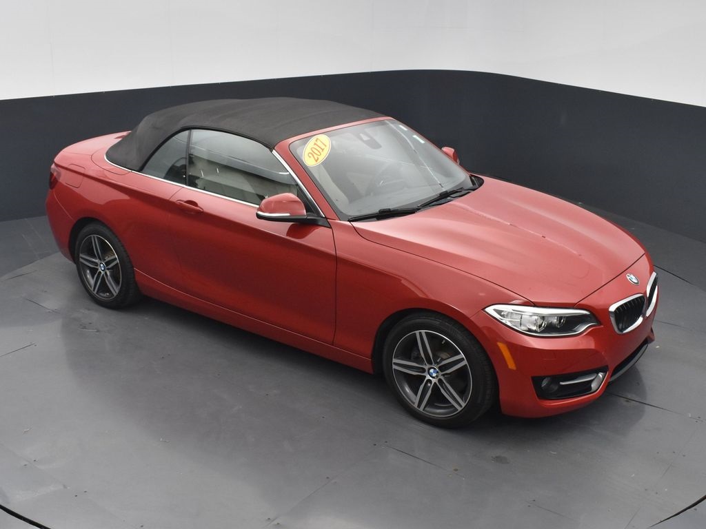 Vehicle image 4 of 50