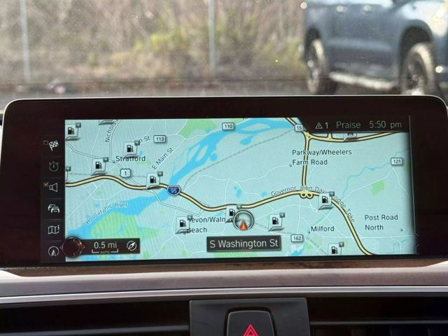 Vehicle image 19 of 27