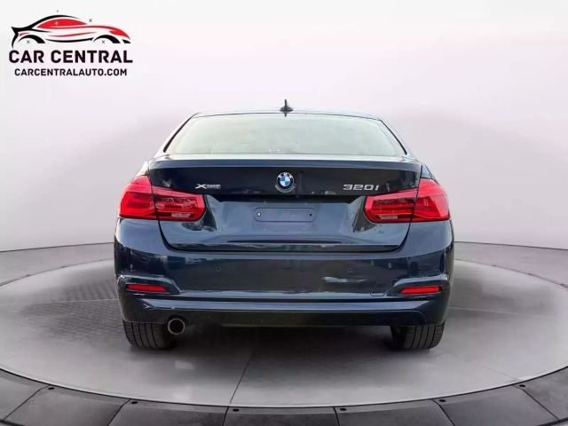 Vehicle image 6 of 27