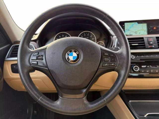 Vehicle image 16 of 27