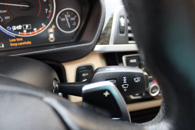 Vehicle image 19 of 59