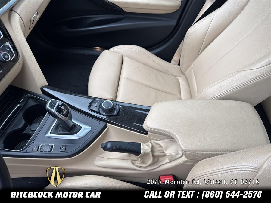 Vehicle image 28 of 41