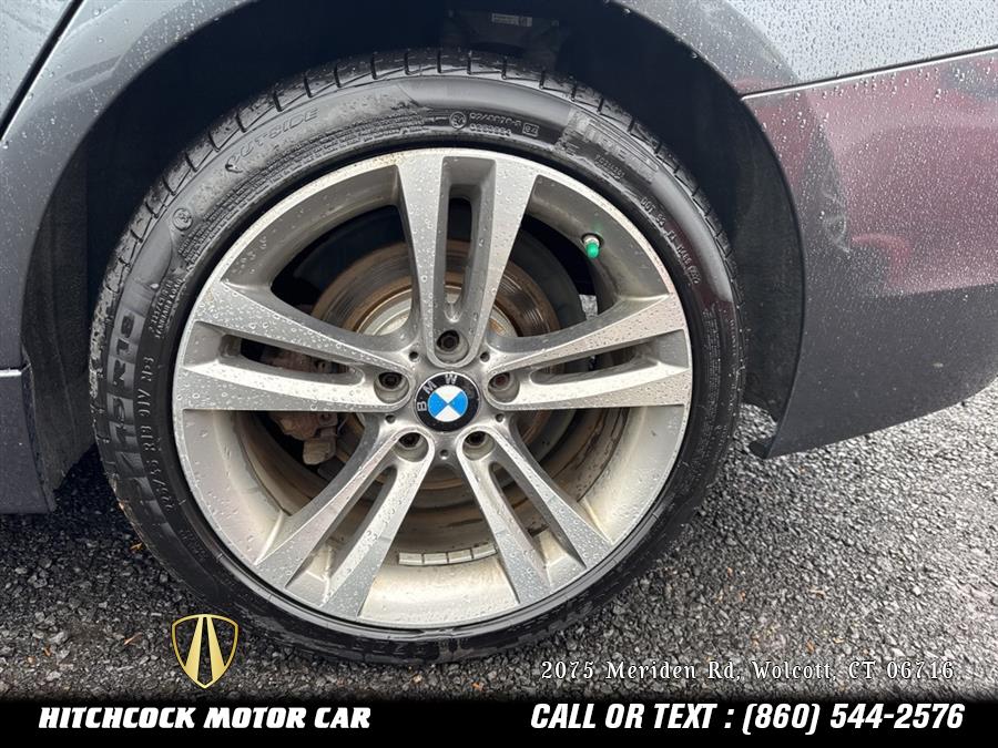 Vehicle image 21 of 41