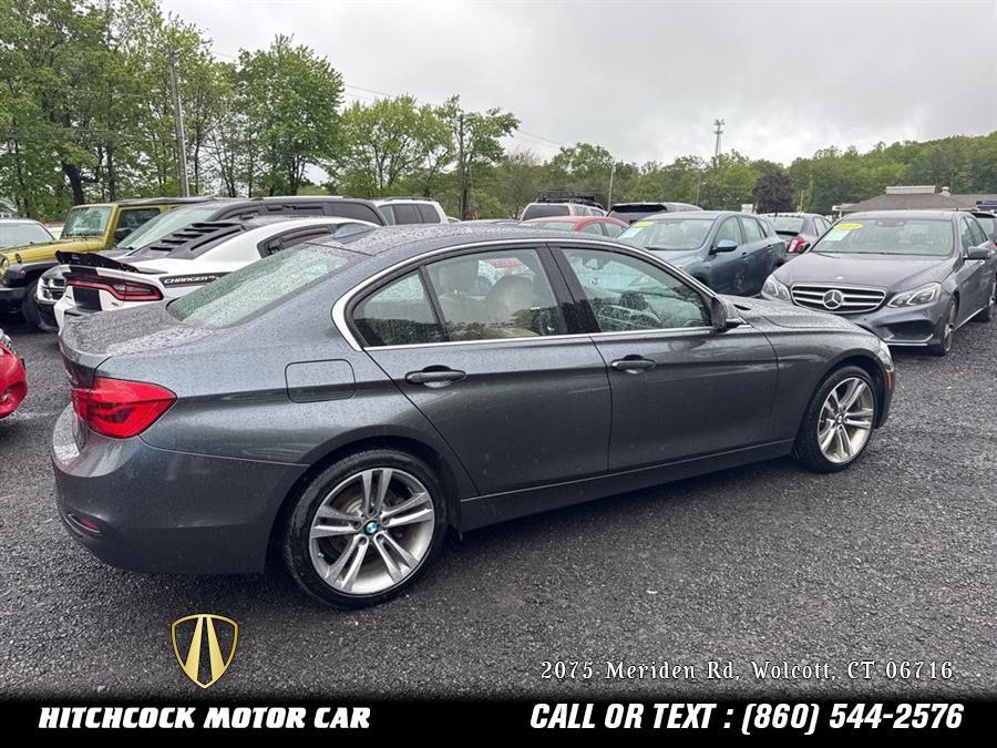 Vehicle image 12 of 41