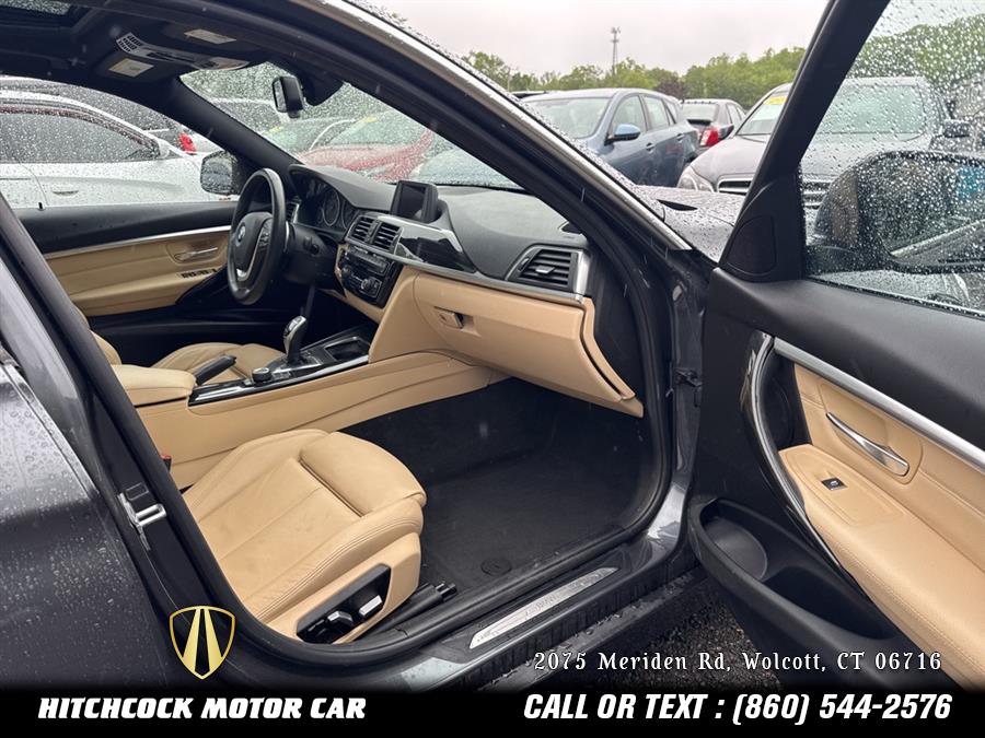 Vehicle image 29 of 41