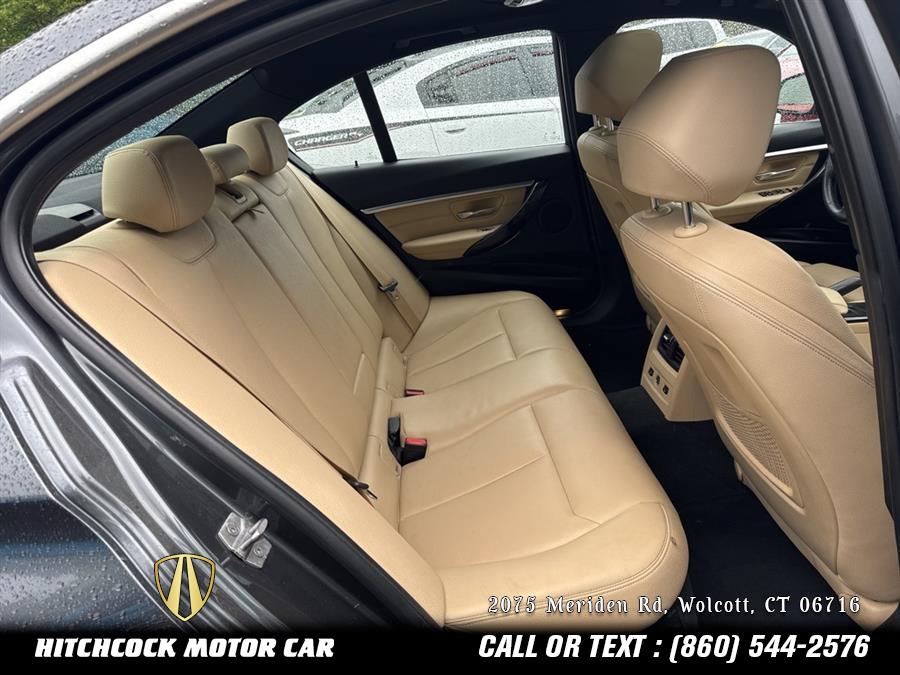 Vehicle image 31 of 41