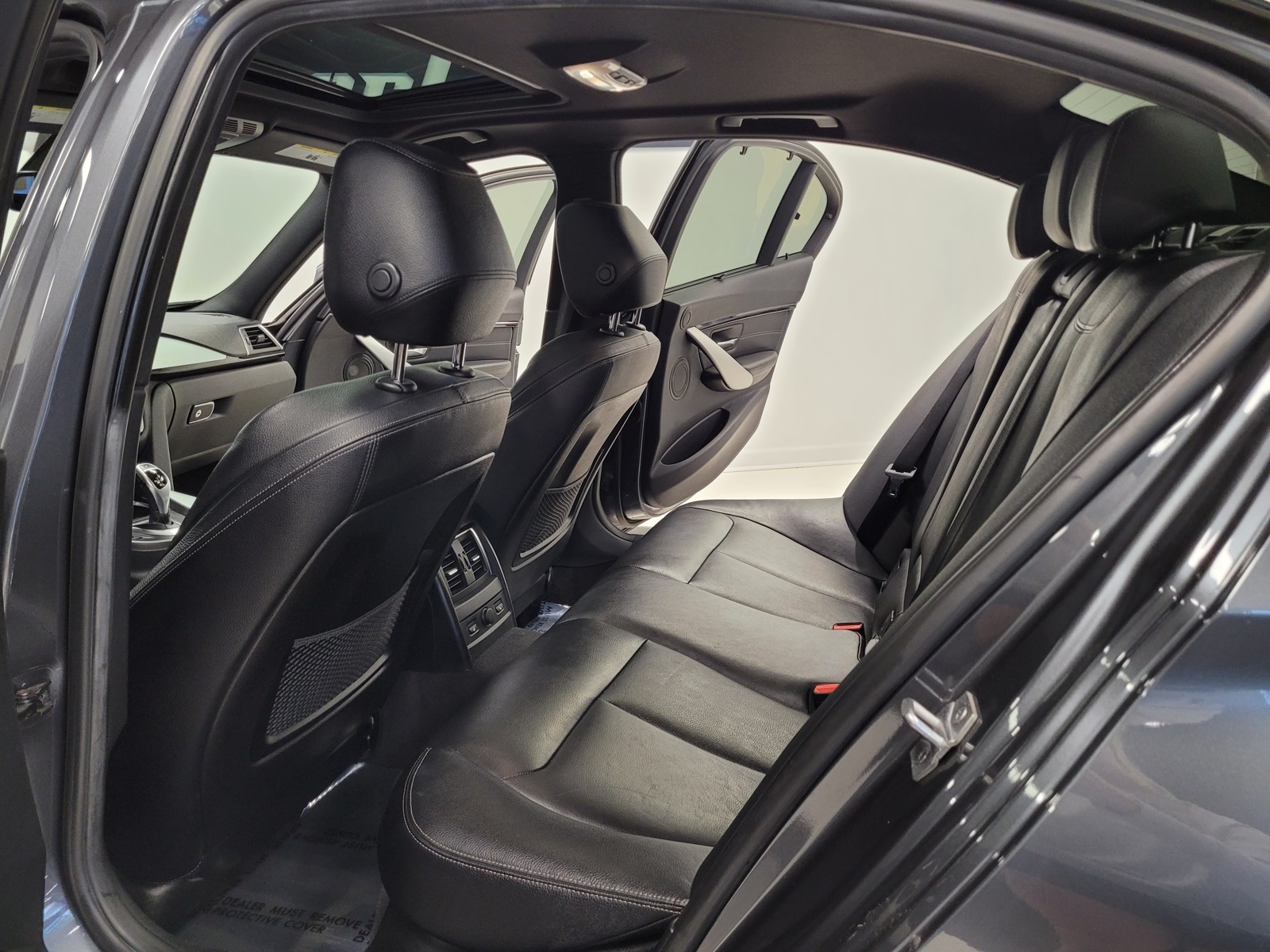 Vehicle image 39 of 55