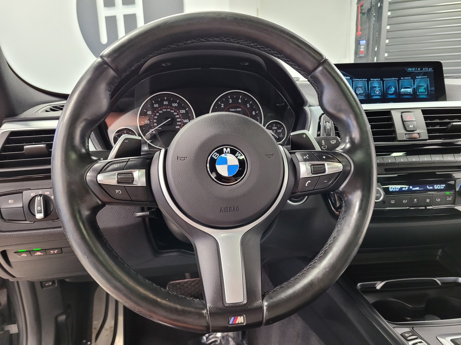 Vehicle image 28 of 55