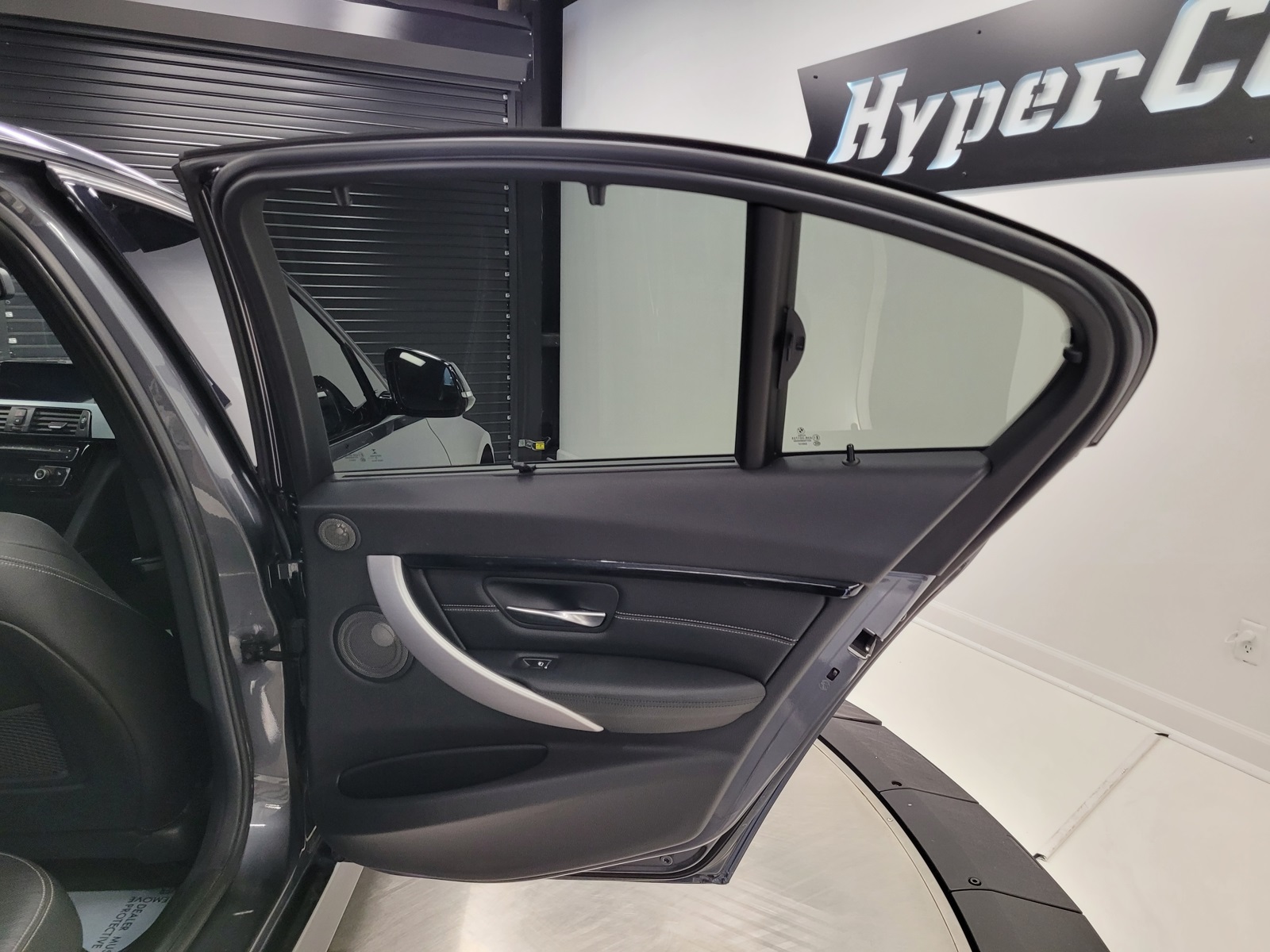 Vehicle image 41 of 55