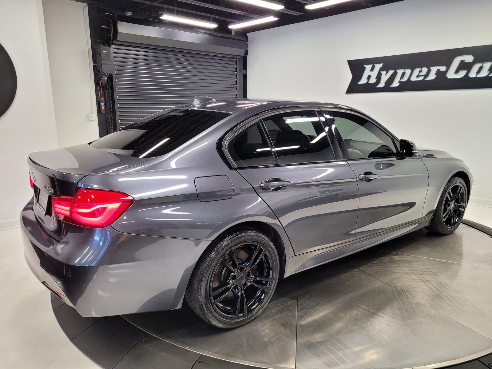 Vehicle image 13 of 55