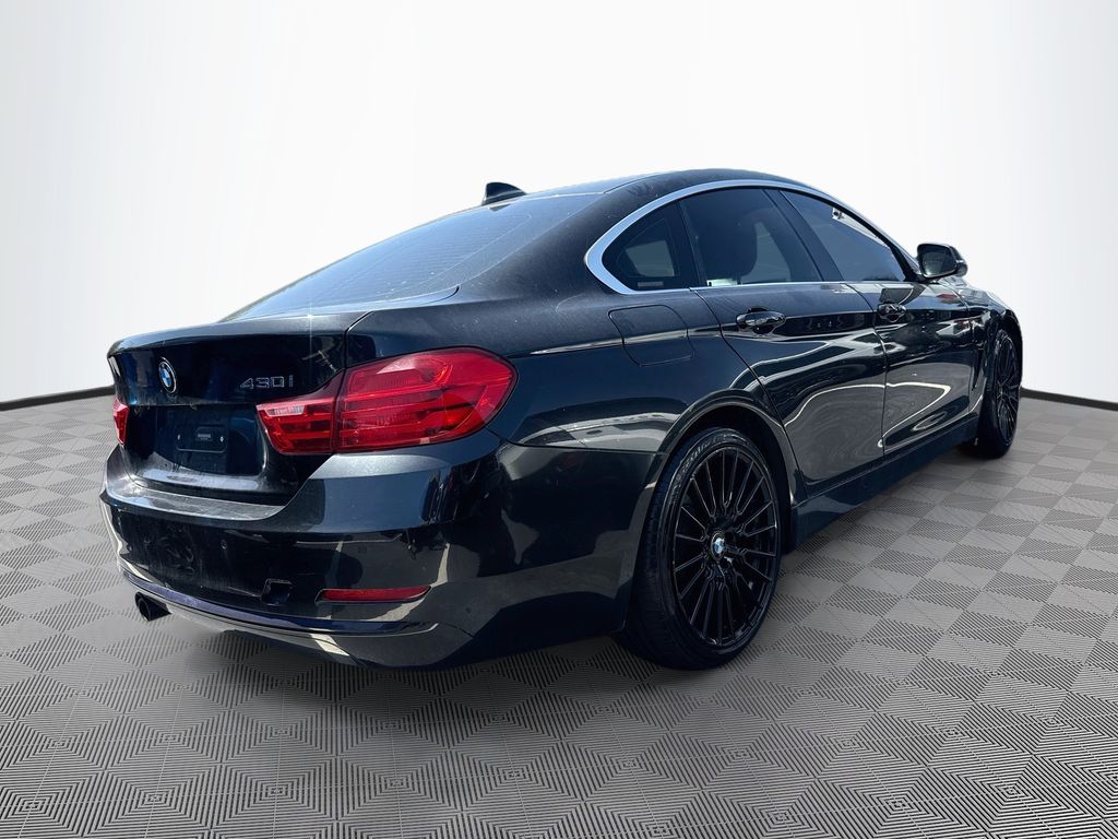 2017 BMW 4 Series 430i Image 3 of 34