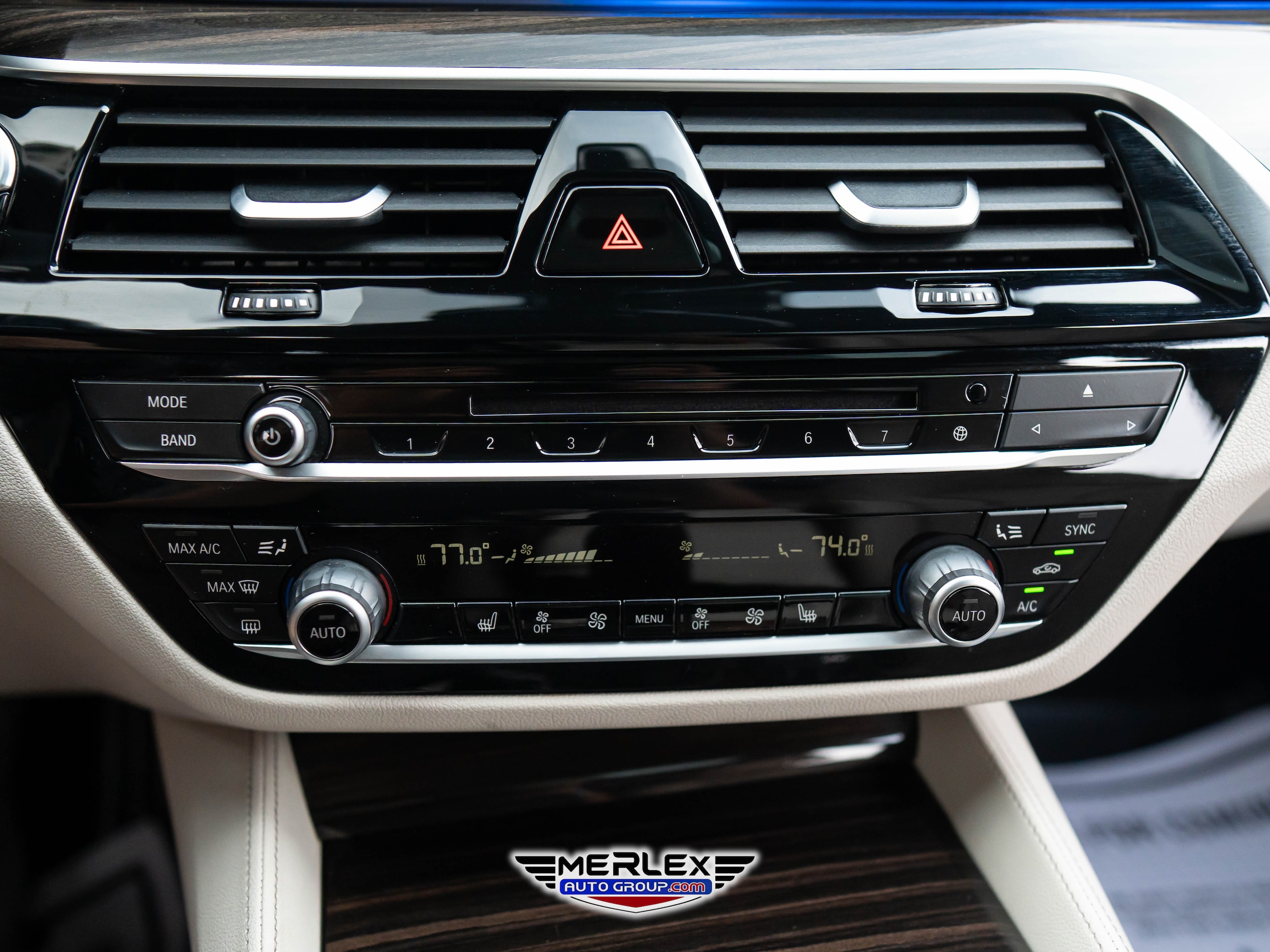 2017 BMW 5 Series 540i Image 28 of 54