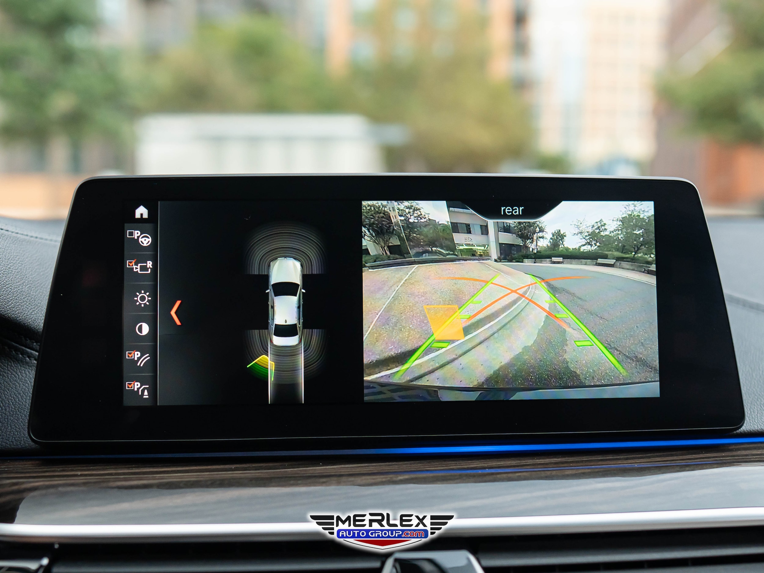 2017 BMW 5 Series 540i Image 27 of 54