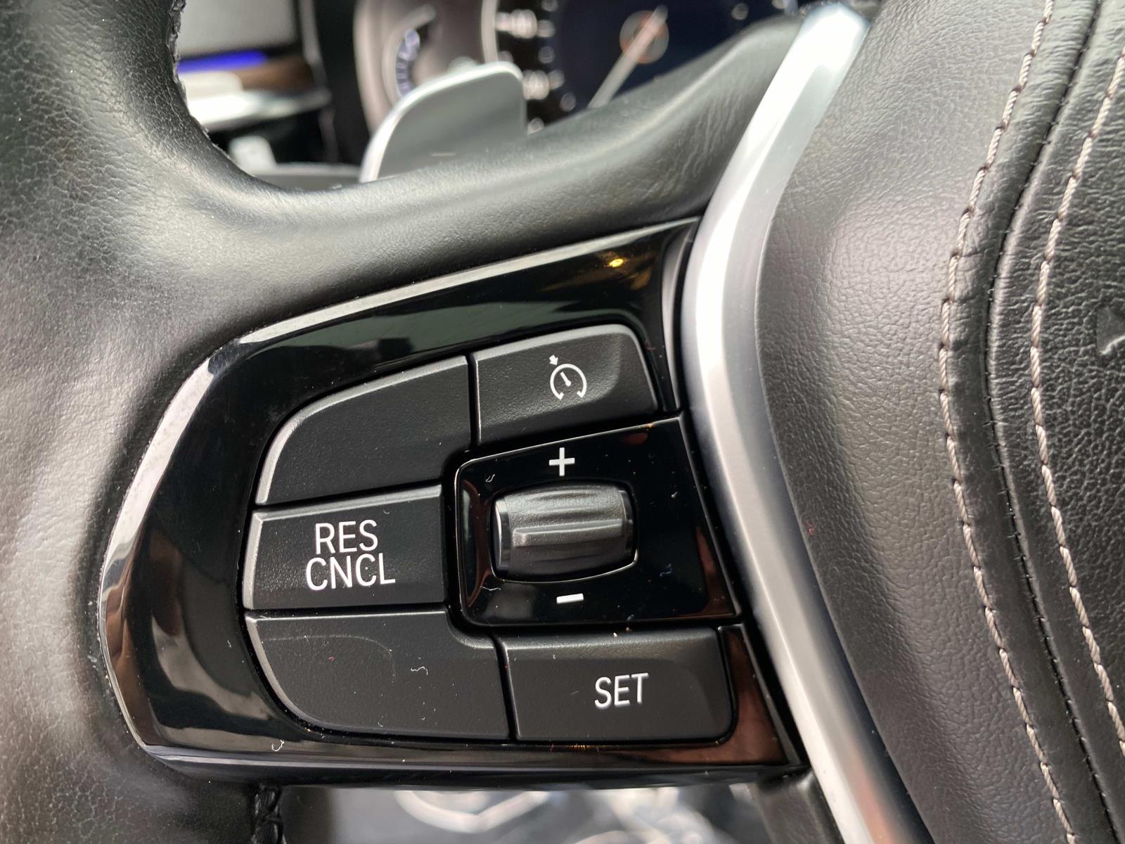 Vehicle image 16 of 34