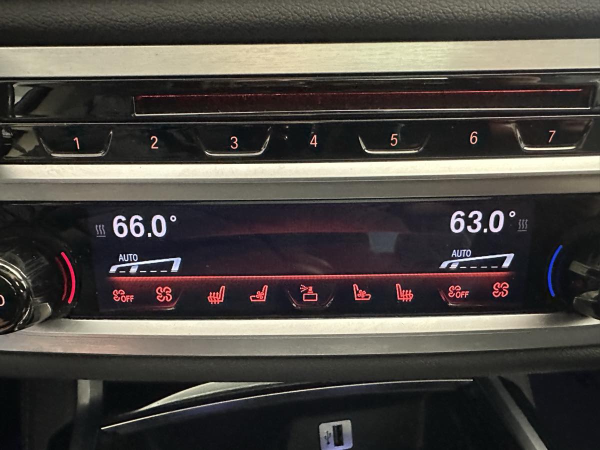Vehicle image 46 of 56